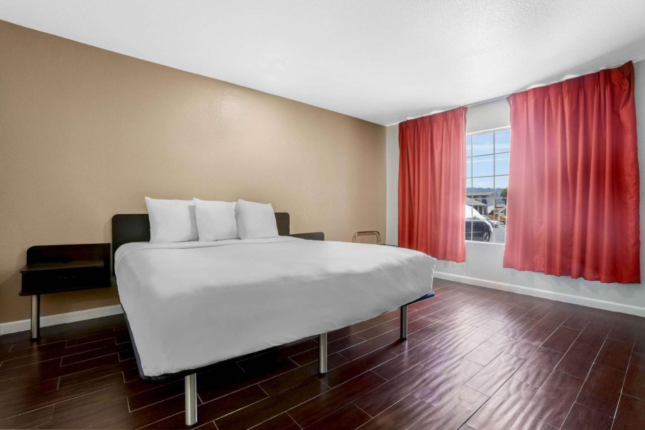 6-ukiah, Ca - North Hotel Ukiah