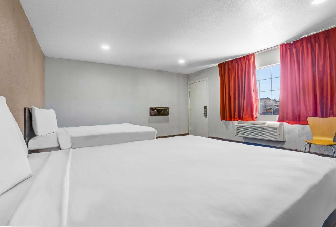 Hotel 6-ukiah, Ca - North 3*